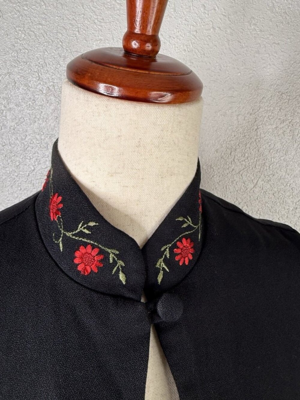 Vtg 90s Asian Inspired Dress Sz 10 Black Embroidered Asian Inspired Goth Grunge - Picture 2 of 16